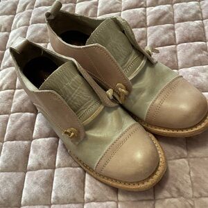 Free bird Mabel two tone blush Mary Jane’s 7